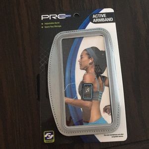 NWT Phone holder for exercise